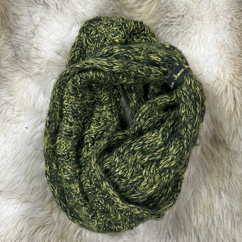 Iowa Hawkeye Infinity Scarf
